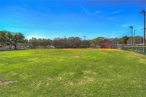 5613 19th Avenue S Gulfport FL 33707