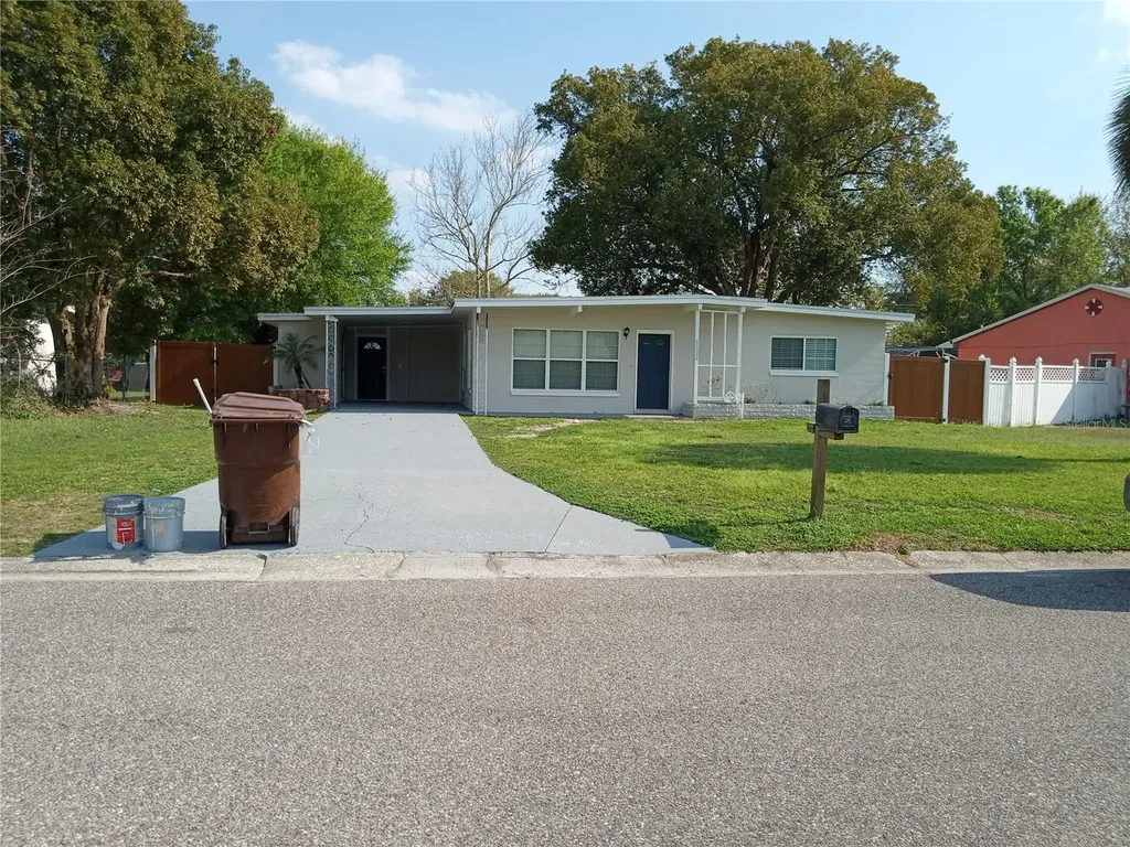 2722 Catherine Street Kissimmee FL 34741