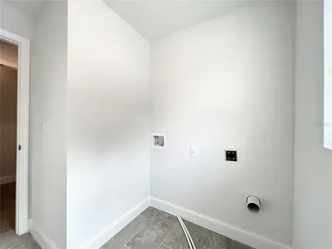 560 Maricopa Drive Kissimmee FL 34758