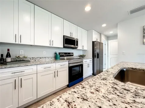 560 Maricopa Drive Kissimmee FL 34758