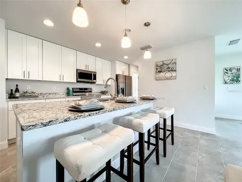 560 Maricopa Drive Kissimmee FL 34758
