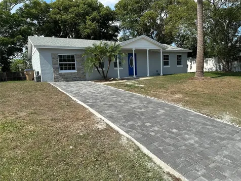 175 Gardenia Road Kissimmee FL 34743