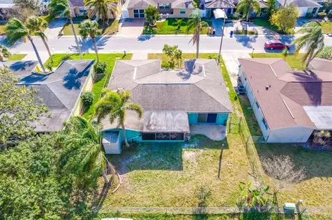 9620 Lakeside Lane Port Richey FL 34668