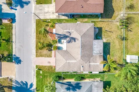 9620 Lakeside Lane Port Richey FL 34668