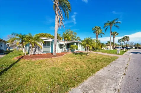 9620 Lakeside Lane Port Richey FL 34668