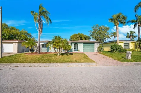 9620 Lakeside Lane Port Richey FL 34668
