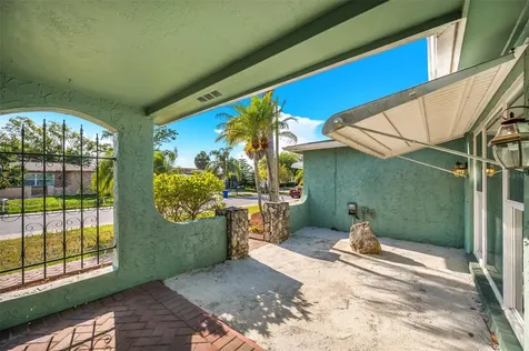 9620 Lakeside Lane Port Richey FL 34668