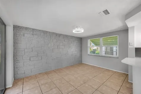9620 Lakeside Lane Port Richey FL 34668