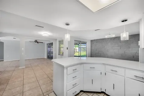 9620 Lakeside Lane Port Richey FL 34668
