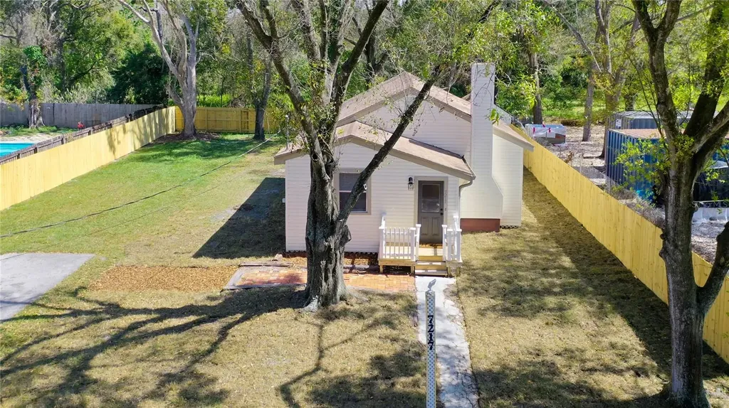 7217 N Sterling Avenue Tampa FL 33614