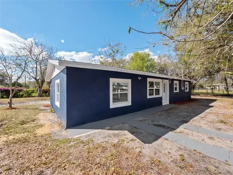 718 Drive Martin Luther King Street Dundee FL 33838
