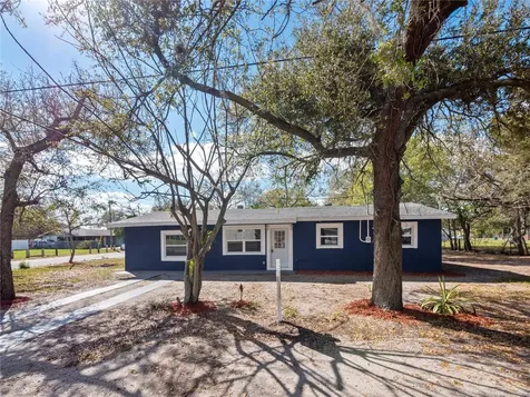 718 Drive Martin Luther King Street Dundee FL 33838
