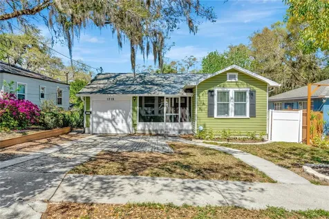1218 E Crenshaw Street Tampa FL 33604