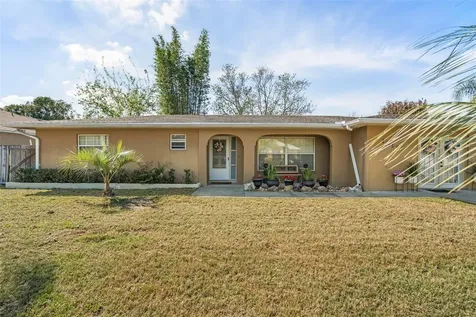 1218 Stillwater Avenue Deltona FL 32725