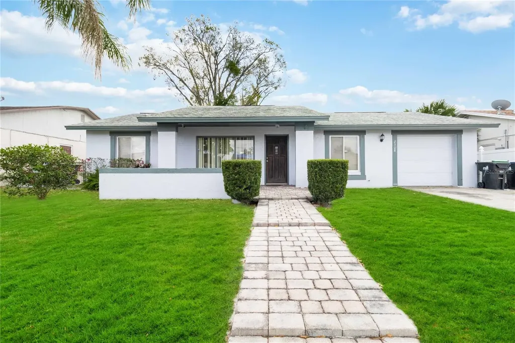 2308 Enfield Court Orlando FL 32837