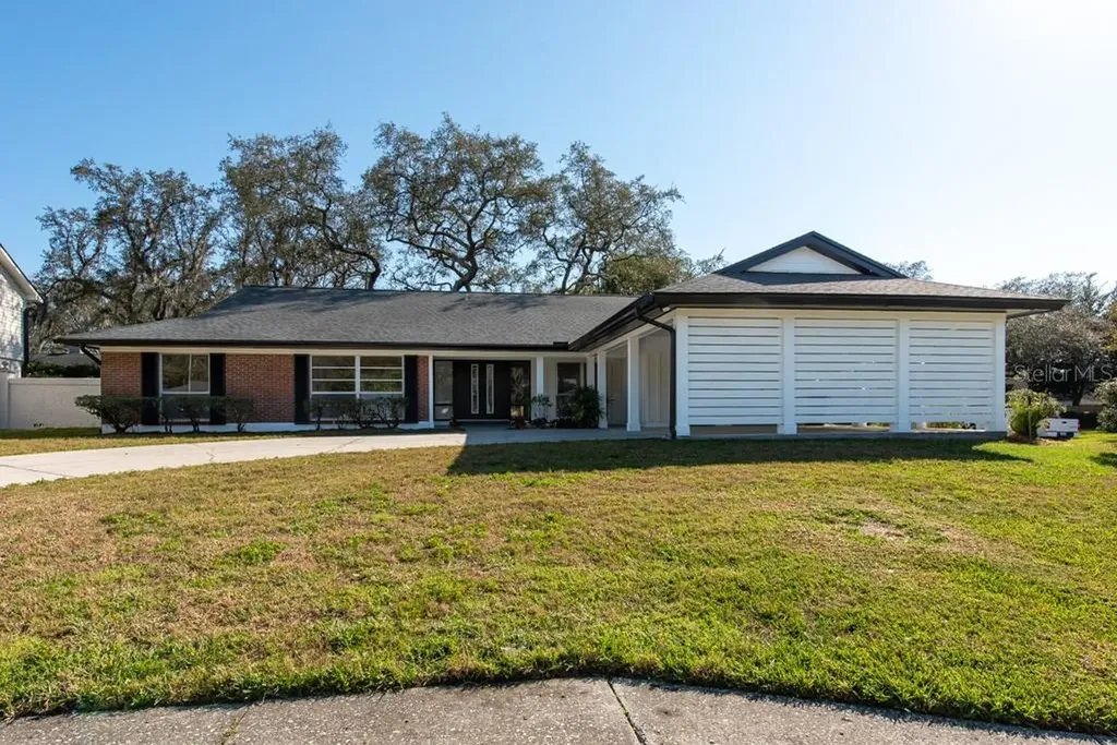 10403 Reclinata Lane Tampa FL 33618