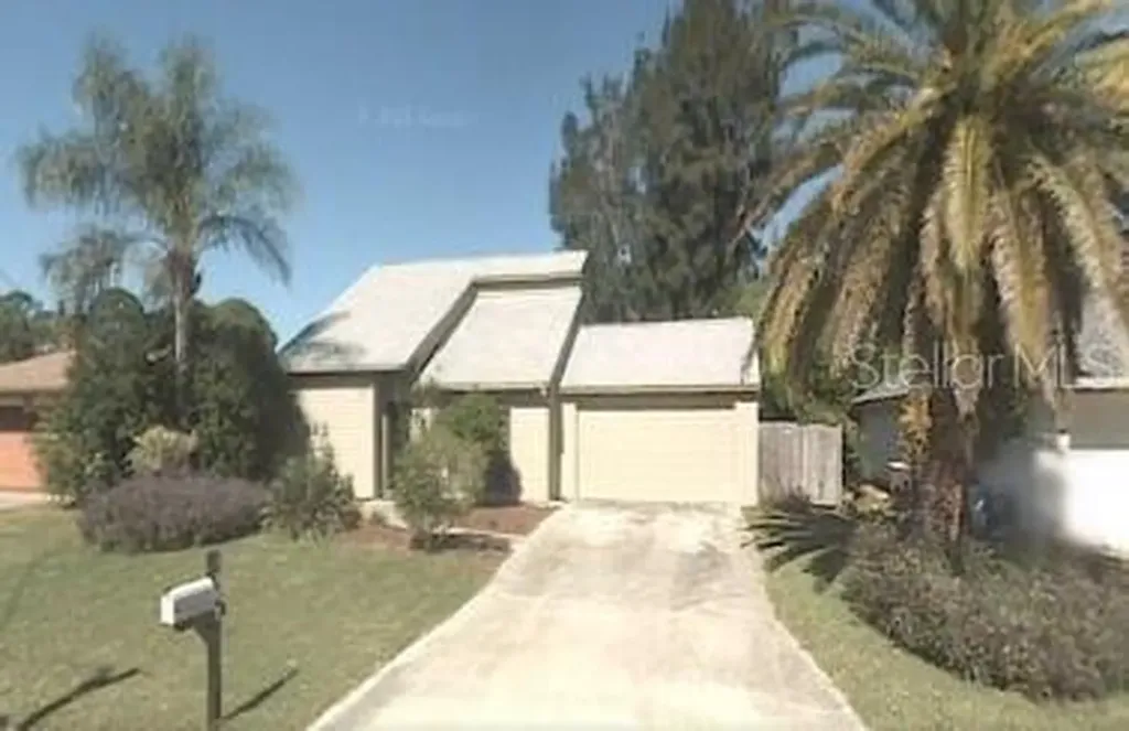 2345 Hibiscus Court Sarasota FL 34239