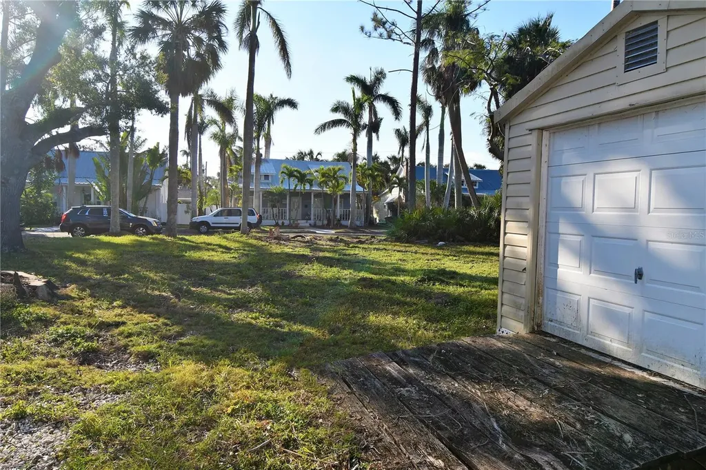 610 Trabue Avenue Punta Gorda FL 33950