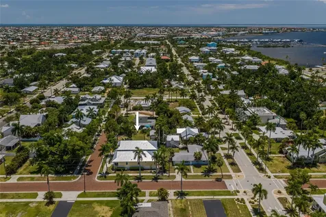 610 Trabue Avenue Punta Gorda FL 33950