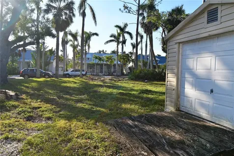 610 Trabue Avenue Punta Gorda FL 33950
