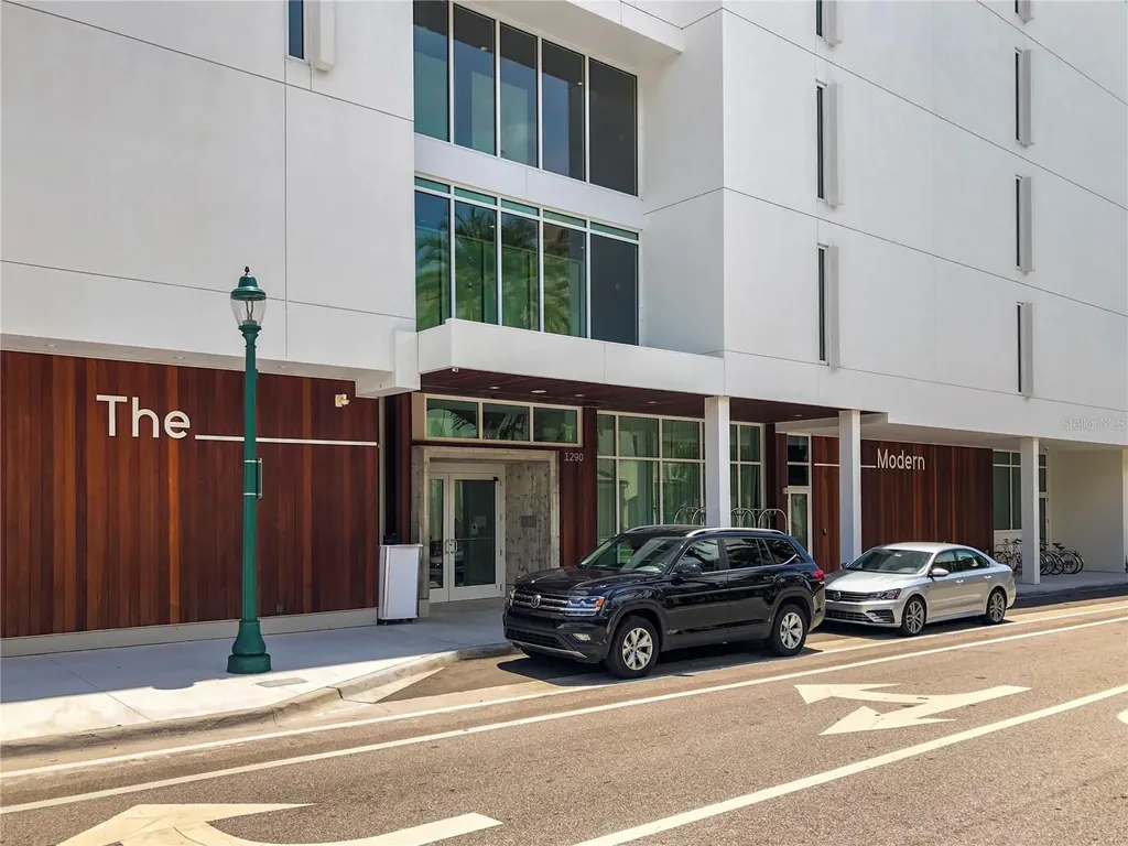 430 Kumquat Court Sarasota FL 34236