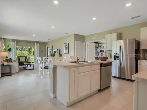1033 Fig Street Tavares FL 32778
