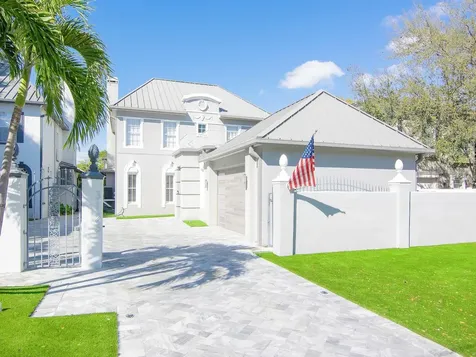 3123 W Knights Avenue Tampa FL 33611