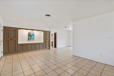 624 Sheridan Drive Venice FL 34293
