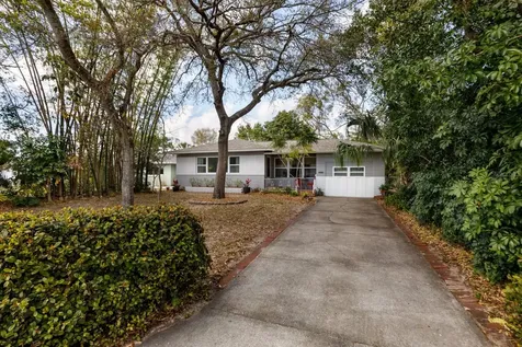 4565 14th Avenue N St Petersburg FL 33713