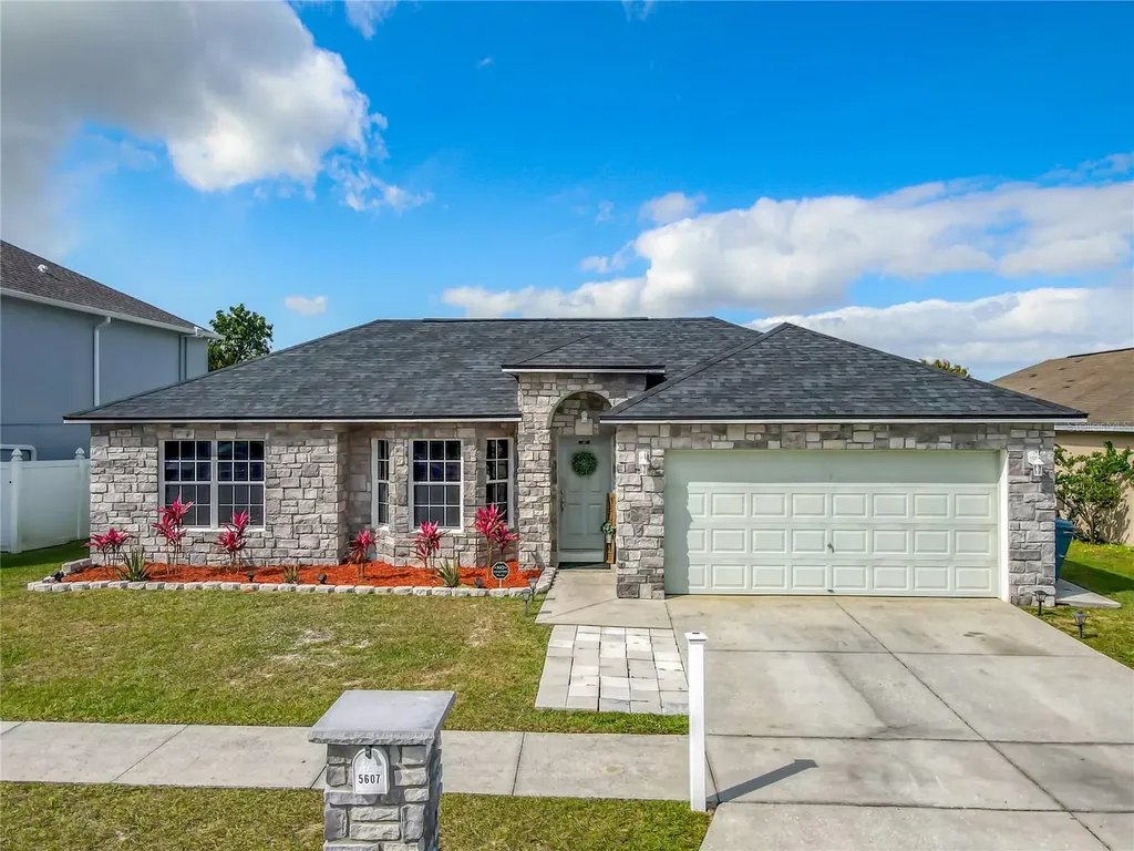 5607 Royal Hills Street Winter Haven FL 33881