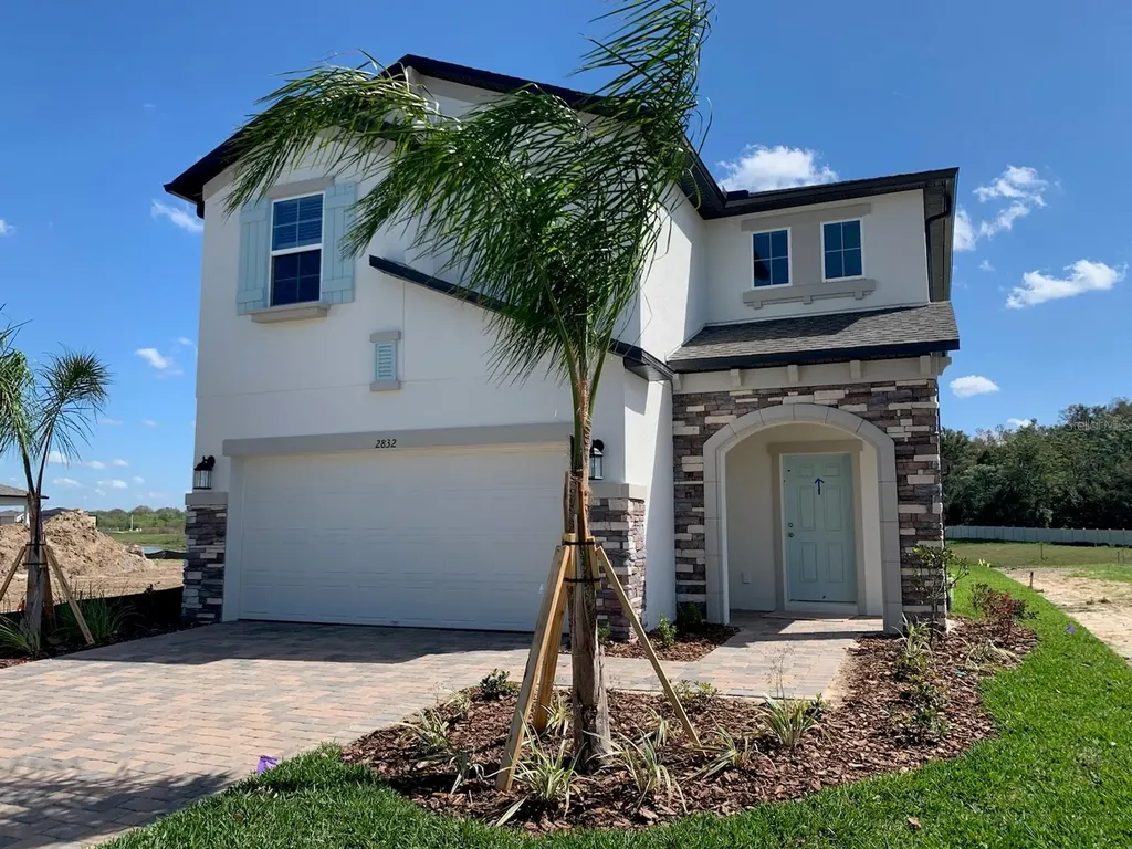 2832 Autumn Rock Drive Zephyrhills FL 33540