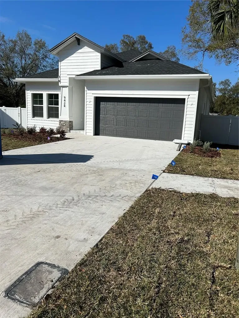 9424 N Rome Circle Tampa FL 33612