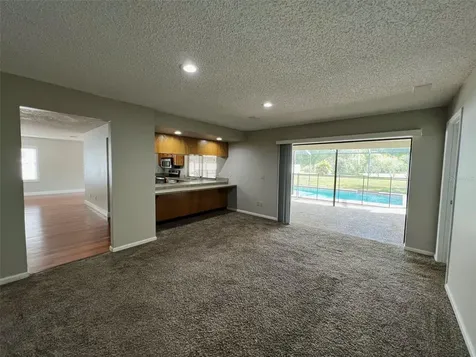 9207 Regents Park Drive Tampa FL 33647