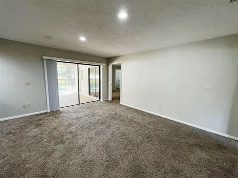 9207 Regents Park Drive Tampa FL 33647