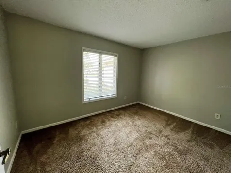 9207 Regents Park Drive Tampa FL 33647