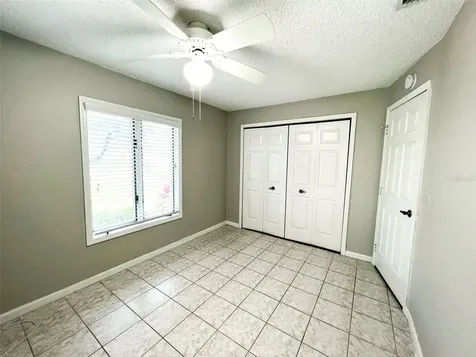 9207 Regents Park Drive Tampa FL 33647