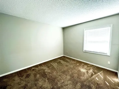 9207 Regents Park Drive Tampa FL 33647