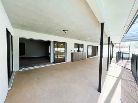 9207 Regents Park Drive Tampa FL 33647