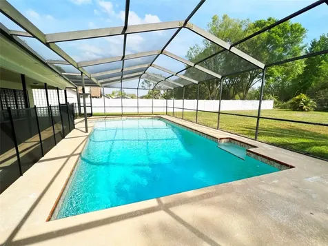 9207 Regents Park Drive Tampa FL 33647