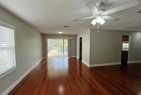 9207 Regents Park Drive Tampa FL 33647