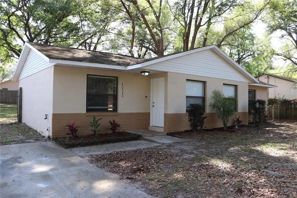 40020 Grays Airport Road Lady Lake FL 32159