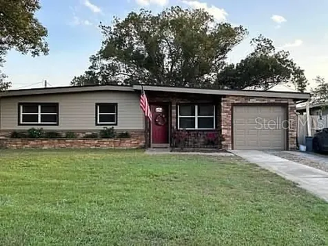 420 E 6th Street Chuluota FL 32766