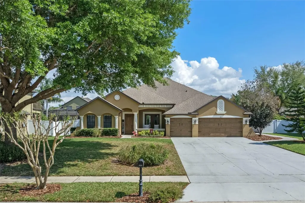 815 Country Charm Circle Oviedo FL 32765