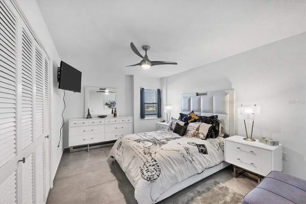 20 Whispering Sands Drive Sarasota FL 34242