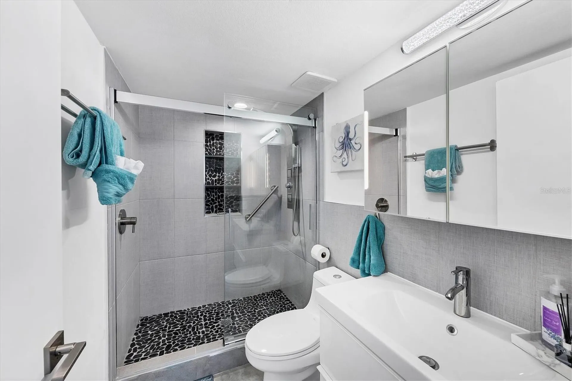 20 Whispering Sands Drive Sarasota FL 34242