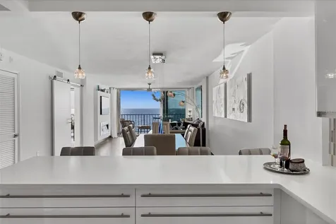 20 Whispering Sands Drive Sarasota FL 34242