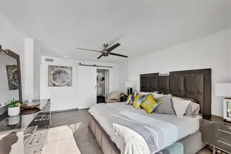 20 Whispering Sands Drive Sarasota FL 34242