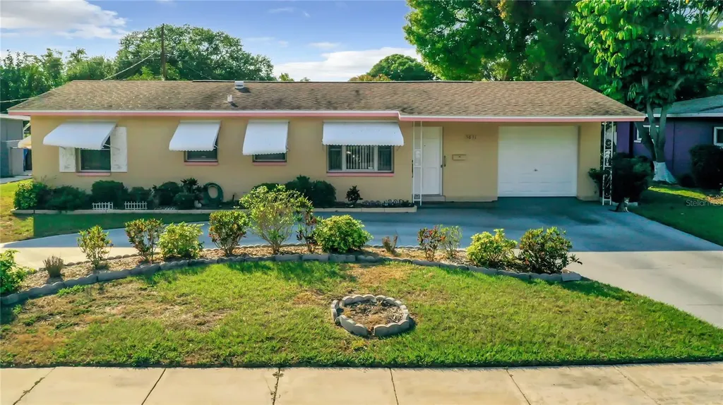 5651 5th Street S St Petersburg FL 33705