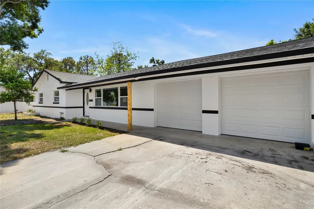 2698 67th Street N St Petersburg FL 33710