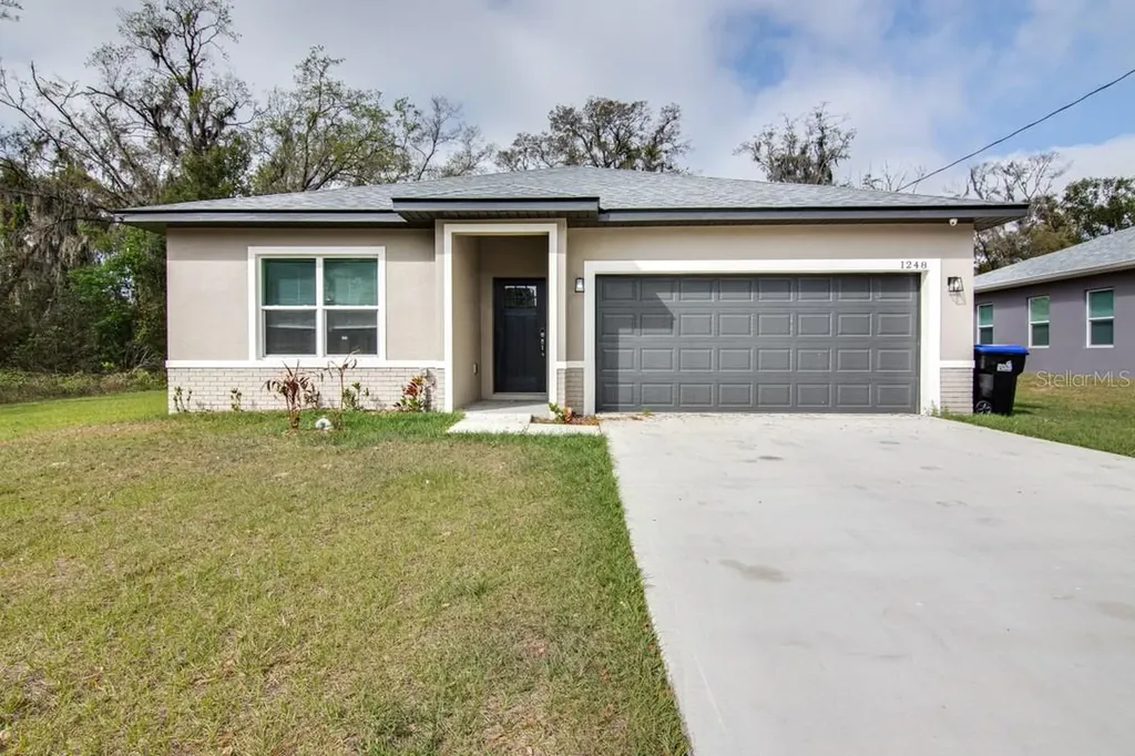 1248 S Highland Avenue Apopka FL 32703